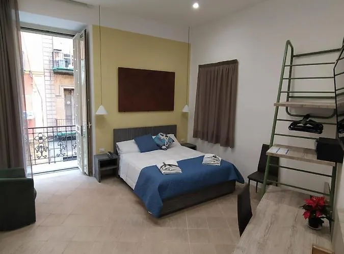 La Casa Di Halley 4* Naples