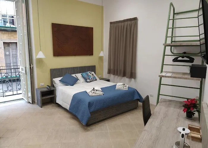 La Casa Di Halley Napels